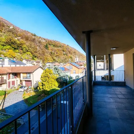 Grappoli Vista Vigneti Gudo